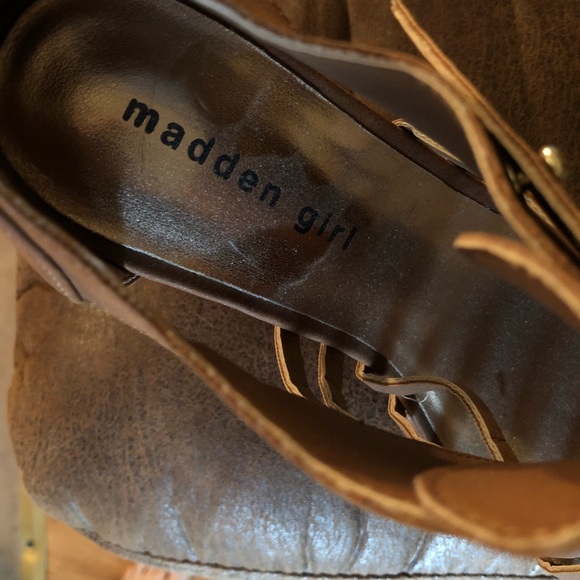 Madden Girl Wedge Heels - Picture 2 of 4